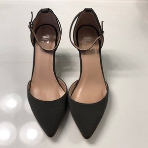 JG Gray kitten heels